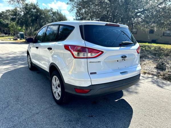 2014 Ford Escape FWD 4dr S - $8,495 (tarpon springs)