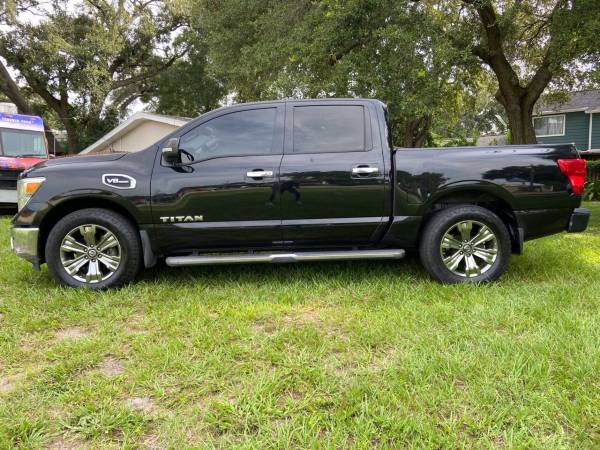 2017 Nissan Titan INCOME IS YOUR CREDIT NO SOCIAL BEST PRICES IN TOWN (Latino Motors Of Orlando)