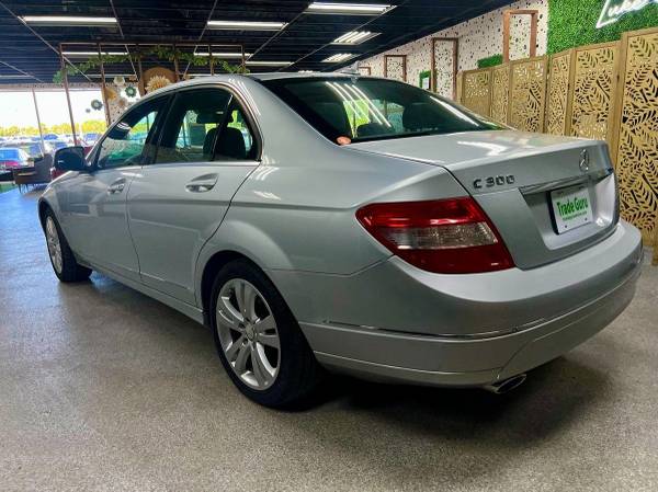 2008 Mercedes-Benz C300 C 300 Sport Sedan Sedan - $10,991 (Trade Guru)