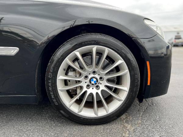 2014 BMW 7-Series 750Li - $19,395 (+ Modus Auto Group LLC)