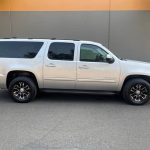 2013 GMC YUKON XL SLT 4WD 4DR 1500 3RD ROW SEATING/CLEAN CARFAX - $12,995