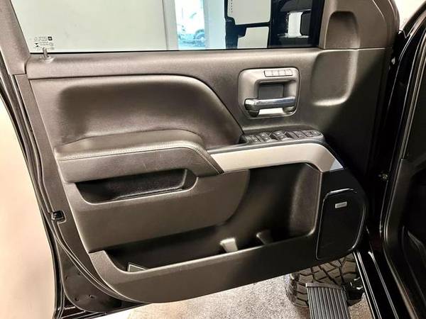 2018 GMC Sierra 3500 HD Crew Cab SLT Pickup 4D 8 ft 4WD - $64991.00 (PDX MOTORS)