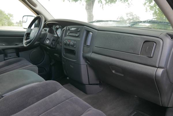 2004 Dodge Ram 2500 SLT Quab Cab HEMI V8 - Owner Financing Available - $9,999 (Dallas)