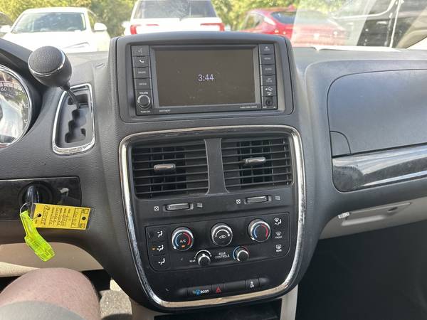 2019 Dodge Grand Caravan SE - $22,999 (_Dodge_ _Grand Caravan_ _Van_)