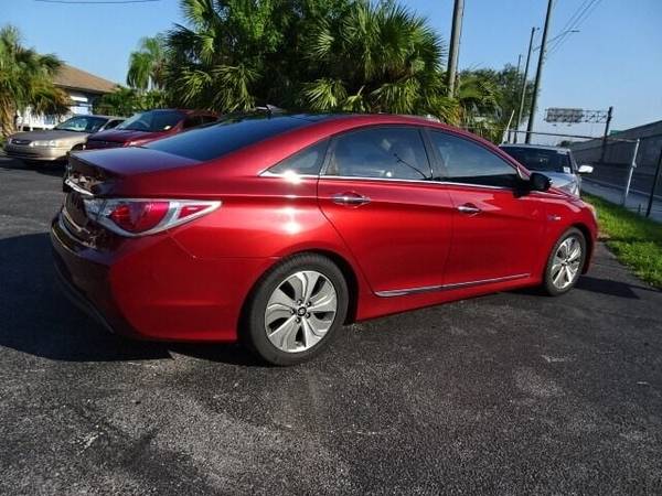 2014 Hyundai Sonata Hybrid Limited 4dr Sedan 7275187811 - $8,900 (Largo)