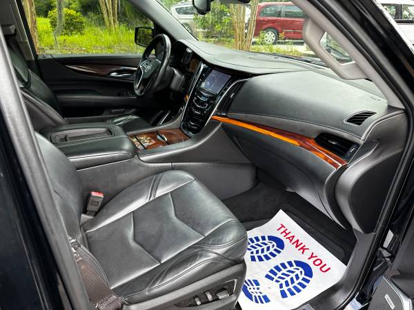 2015 CADILLAC ESCALADE Luxury 4dr SUV stock 11882 - $29,980 (Conway)