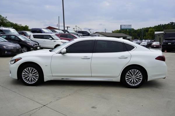 2016 INFINITI Q70L - $23,999