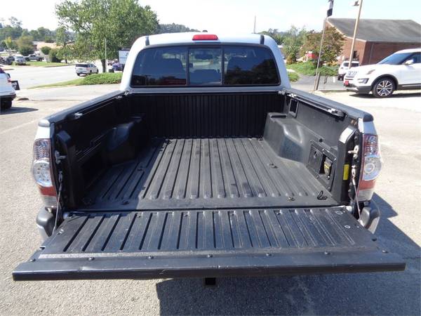 2011 Toyota Tacoma Double Cab 4WD V6 TRD-Sport *LIFTED* - $21,995 (Franklin, North Carolina)