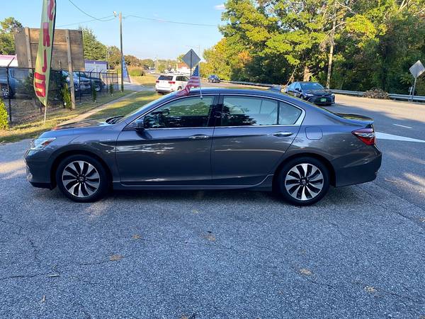 2017 Honda Accord Touring PRICED TO SELL! - $19,999 (2604 Teletec Plaza Rd. Wake Forest, NC 27587)