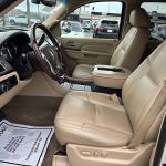 2013 Cadillac Escalade Premium AWD 4dr SUV - $20,995 (+ G Motors)