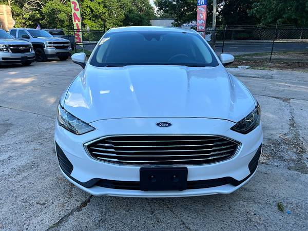 2019 Ford Fusion Hybrid SE PRICED TO SELL! - $18,999 (2604 Teletec Plaza Rd. Wake Forest, NC 27587)