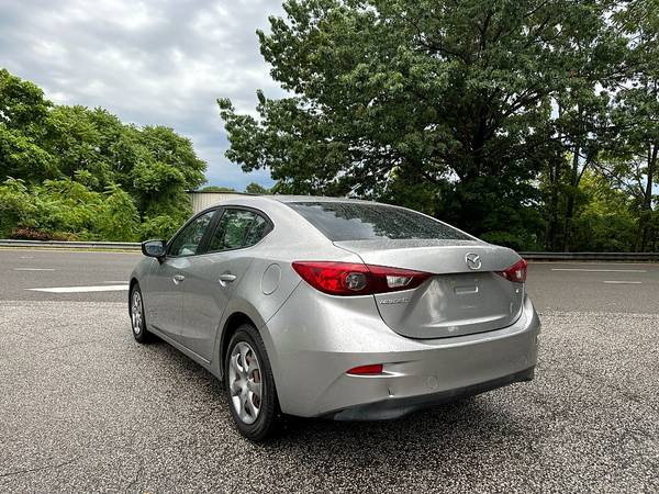 2014 Mazda Mazda3 Mazda 3 Mazda-3 i Sport PRICED TO SELL! - $11,999 (2604 Teletec Plaza Rd. Wake Forest, NC 27587)