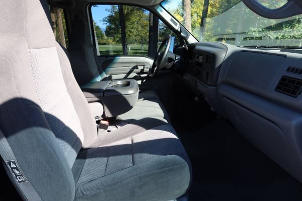 2002 FORD F250 SUPER DUTY CREW CAB F-250 Truck SHORT BED CREW CAB - $26,988 (Marketplace Auto)