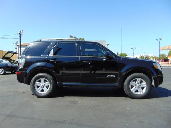 2010 Mercury Mariner FWD 4dr Hybrid - $6,995 (Roseville Auto Center)