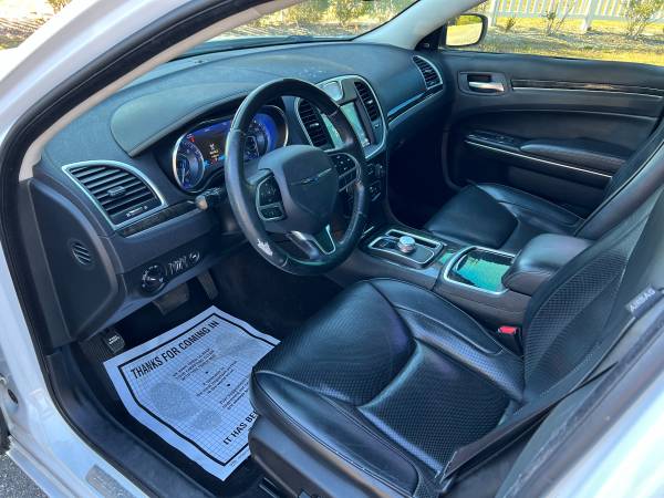 2018 CHRYSLER 300 Limited 4dr Sedan stock 11767 - $17,980 (Conway)