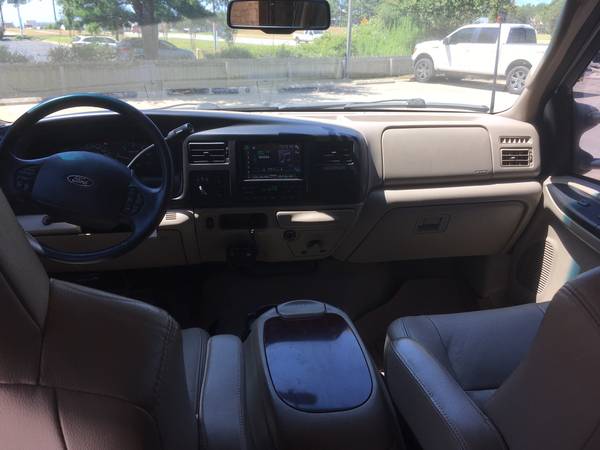 2005 Ford Excursion Limited, 6.8 V10 129,585 Miles - $25,000 (Tyler)