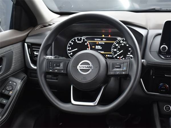 2021 Nissan Rogue FWD 4D Sport Utility / SUV SV (call 205-858-2946)