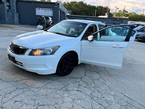 2009 Honda Accord EX PRICED TO SELL! - $8,999 (2604 Teletec Plaza Rd. Wake Forest, NC 27587)