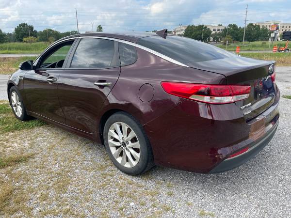 2016 Kia Optima LX 4cyl Auto*autoworldil.com* "WELL MAINTAINED OPTIMA" - $10,995 ($10995-CASH  "Carbondale,IL")