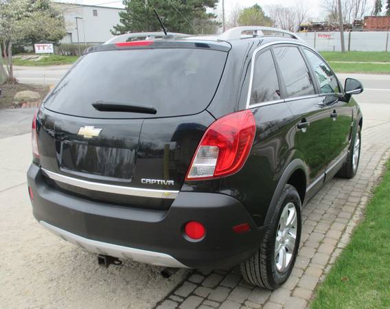 LOW MILES!*2014 CHEVY CAPTIVA  SPORT"LS"* LIKE NEW*RUNS GREAT*CLEAN! - $10,950 (WATERFORD)