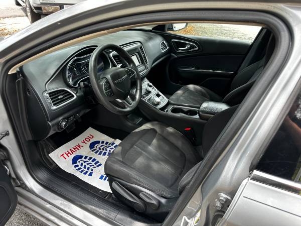 2015 CHRYSLER 200 Limited 4dr Sedan stockn 12508 - $14,980 (Conway)