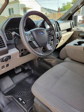 2020 Ford F150 xlt. 63k miles - $32,000 (Riverview)