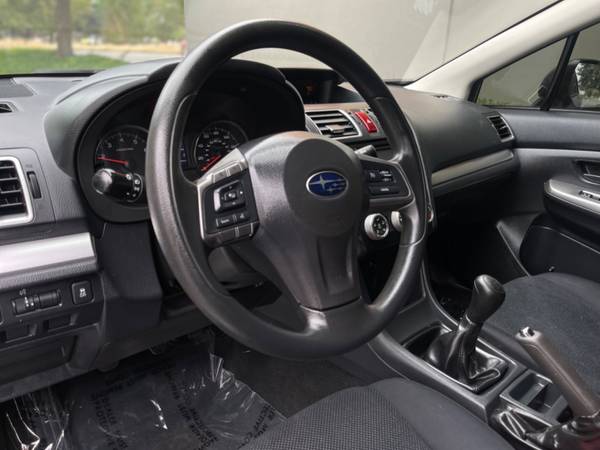 2015 SUBARU XV CROSSTREK 2.0i PREMIUM AWD 5SPD MANUAL/CLEAN CARFAX - $16,995