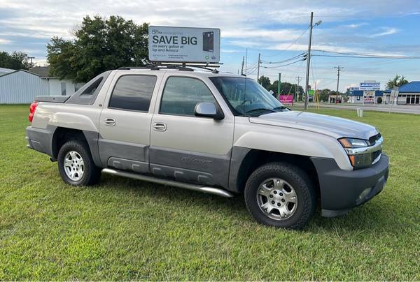 2005 Chevrolet Avalanche 1500 4WD - $9,850 (Franklin, KY)