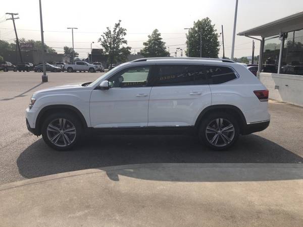 Used 2018 Volkswagen Atlas AWD 4D Sport Utility / SUV SEL Premium (call 304-449-5365)