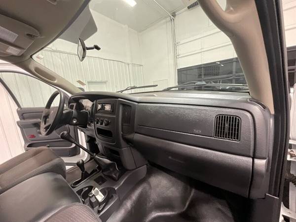 2004 Dodge Ram 2500 4x4 4WD Quad Cab  / 5.9L DIESEL / 6-SPEED / 115K M - $35,990 (M&M Investment Cars - Gladstone)
