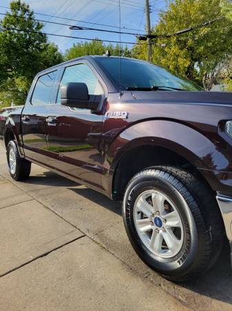 2020 Ford F150 xlt. 63k miles - $32,000 (Riverview)