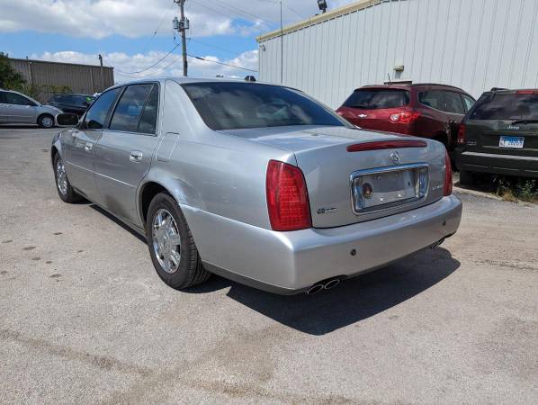 2004 Cadillac DeVille Base 4dr Sedan - $3,499 (+ I-80 Auto Sales)