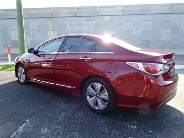 2014 Hyundai Sonata Hybrid Limited 4dr Sedan 7275187811 - $8,900 (Largo)