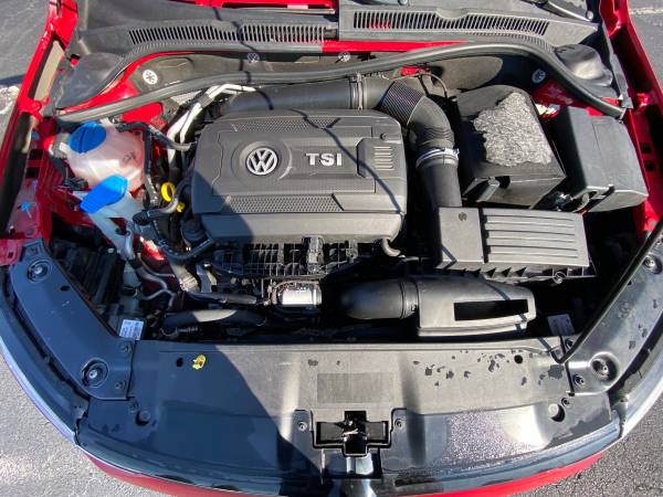 2014 VW JETTA SE - 70k MILES - $7,985 (Charlotte)