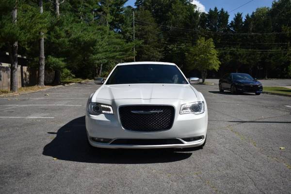 2015 Chrysler 300 C Platinum 4dr Sedan - $16,990 (+ Alpha Motors TN)