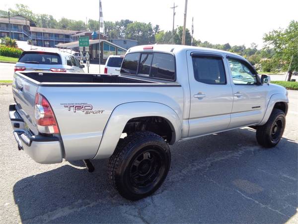 2011 Toyota Tacoma Double Cab 4WD V6 TRD-Sport *LIFTED* - $21,995 (Franklin, North Carolina)