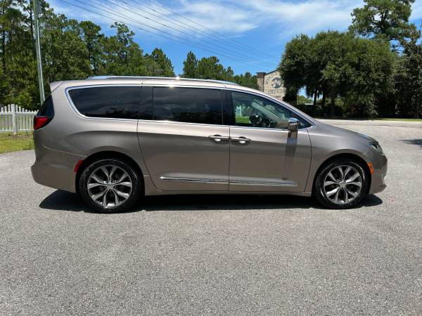 2017 CHRYSLER PACIFICA Limited 4dr Mini Van stock 12449 - $22,980 (Conway)