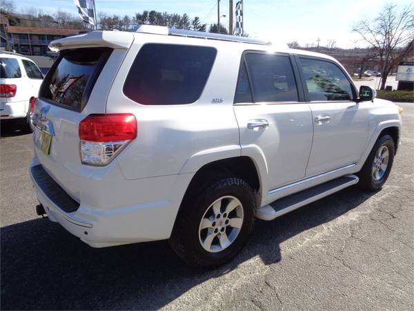 2012 Toyota 4Runner 4WD V6 SR5 *White* - $15,995 (Franklin, North Carolina)