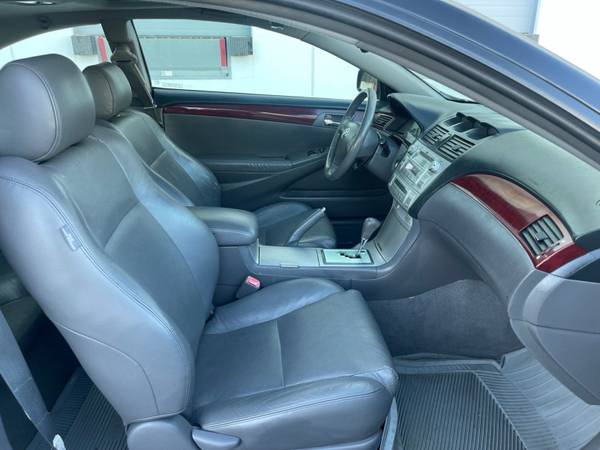 2005 Toyota Camry Solara SE AUTOMATIC A/C LEATHER MOONROOF - $6,995 (NEW WESTMINSTER)