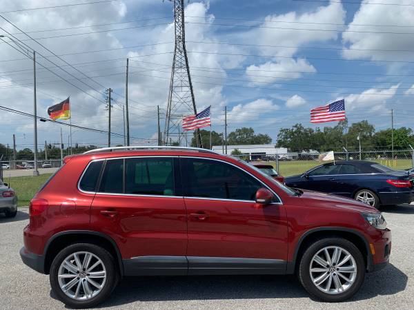 2016 VOLKSWAGEN TIGUAN SE 4DR SUV . - $11,999 (DAS AUTOHAUS IN CLEARWATER)