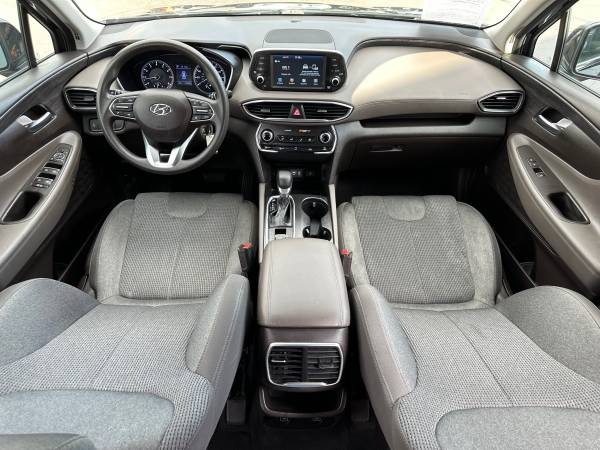 2019 Hyundai SANTA FE SE 2.4L AWD Clean Title Excellent Condition - $17,999 (Key Auto Denver (303) 960-2027)