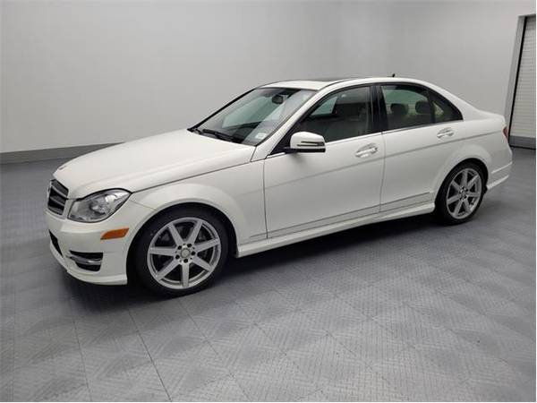 2014 Mercedes-Benz C300 4MATIC Sport  - sedan (Mercedes-Benz C300 White)