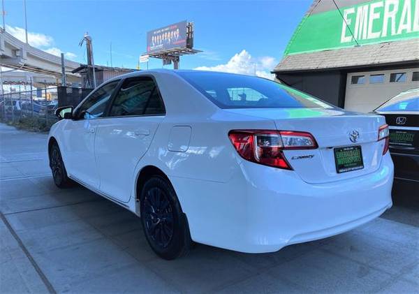 2014 Toyota Camry - Financing Available! - $15571.00
