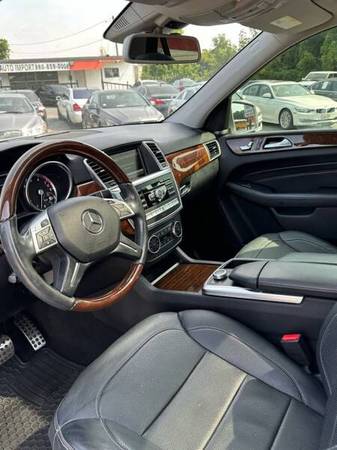 2015 Mercedes-Benz ML350 4MATIC 3.5L V6 - $15,999 (Charlotte)