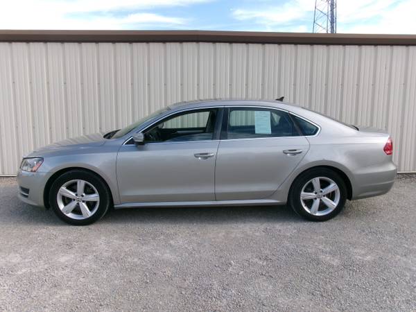 2013 Volkswagen Passat 2.5L SE AT - $4,900 (Wilmington)