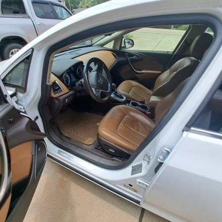 2012 Buick Verano Leather group - $8,495 (Concord)