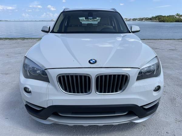 2015 BMW X1 sDrive28i~ WHITE/ BEIGE LEATHER~ PANO ROOF~ 2.0 4 CYL~ GREAT ON - $11,890 (Sarasota, FL)