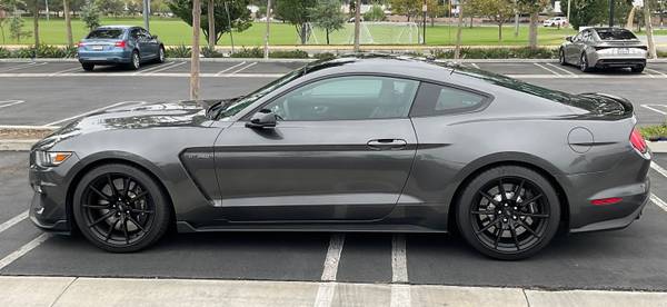 2016 FORD MUSTANG SHELBY GT350 - $51,999 (ORANGE)