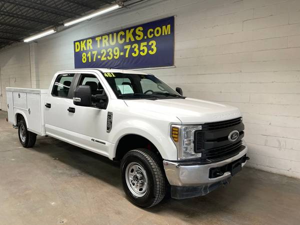 2018 Ford F-250 XL Crew Cab 4X4 Diesel Service Body**92,229 MILES** - $53,950 (**ONE OWNER**GOOD CARFAX**NEW TIRES**)
