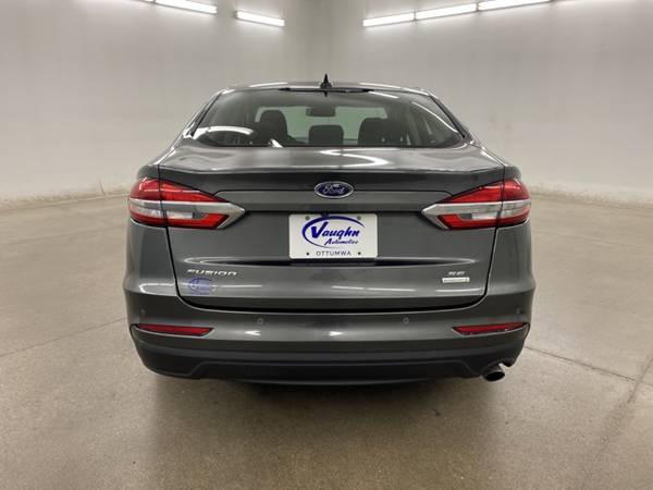 2020 Ford Fusion SE - $18,925 (_Ford_ _Fusion_ _Sedan_)